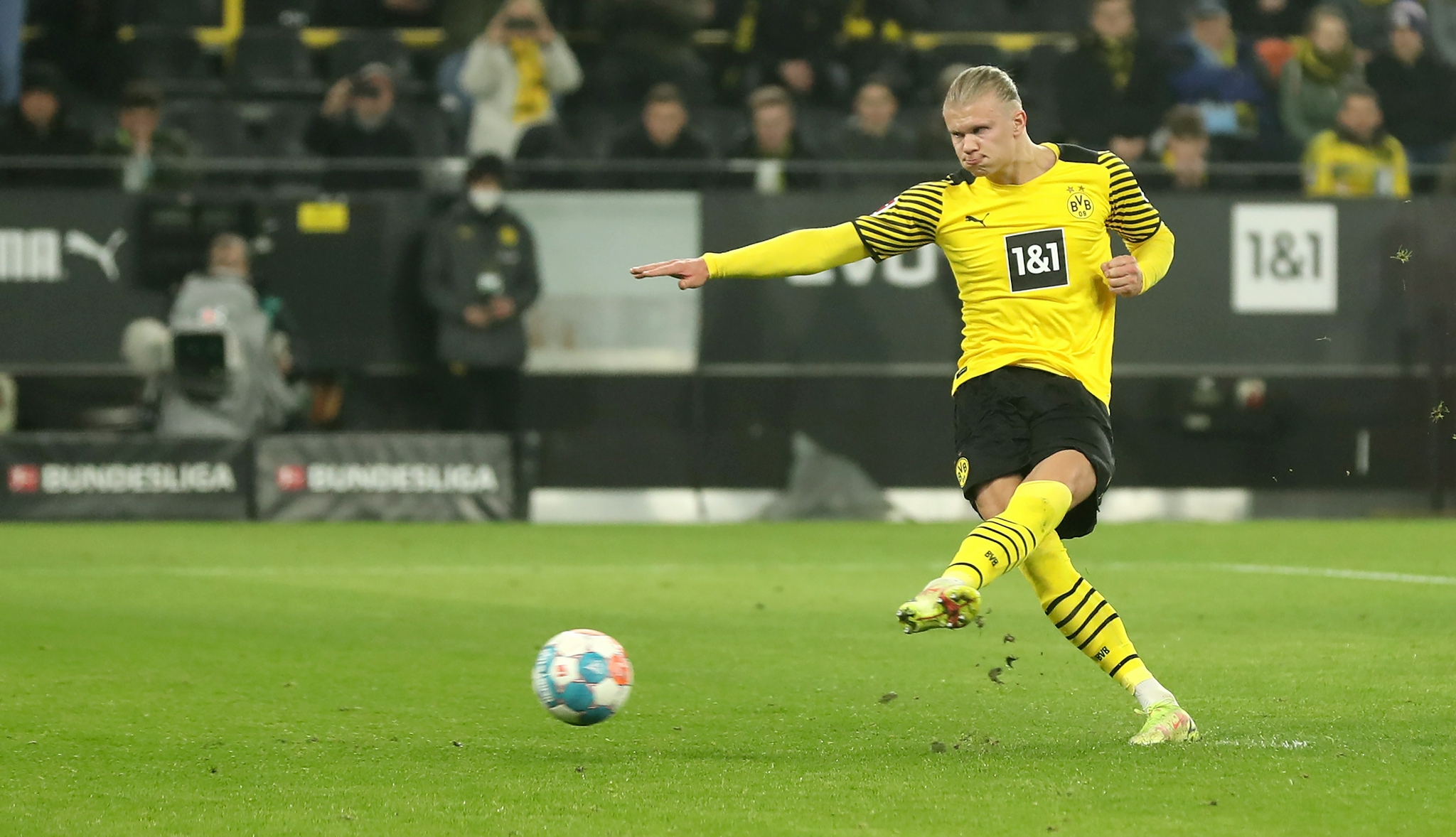 CNC lathe machining piston